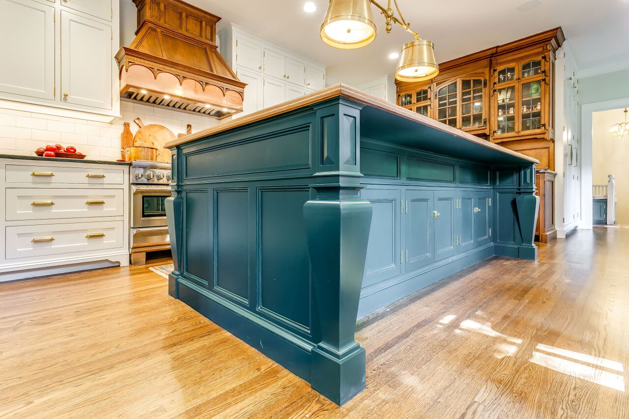 1928 Tudor Revival Island Brent Hull