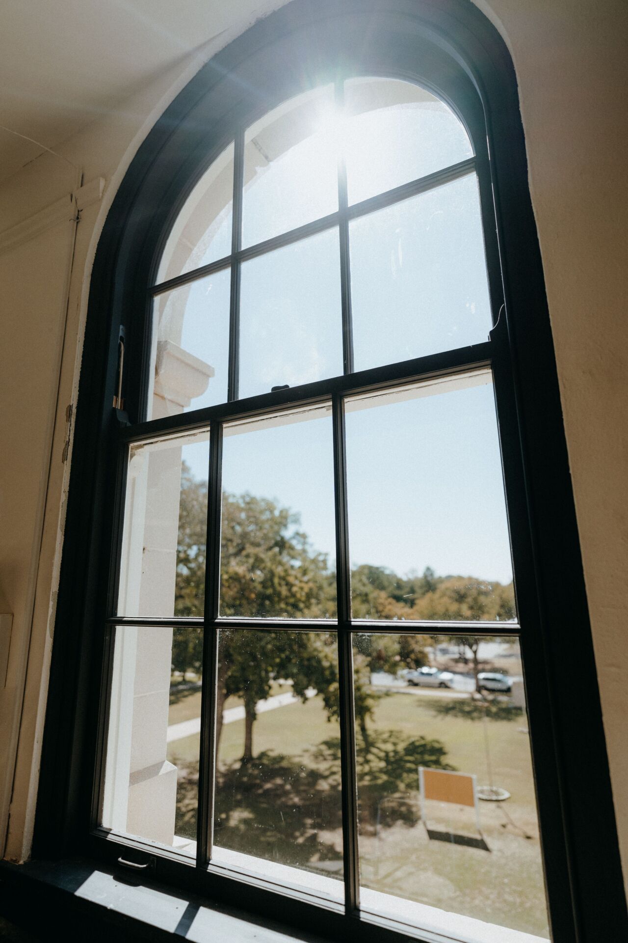 Amon Carter Riverside Window Brent Hull
