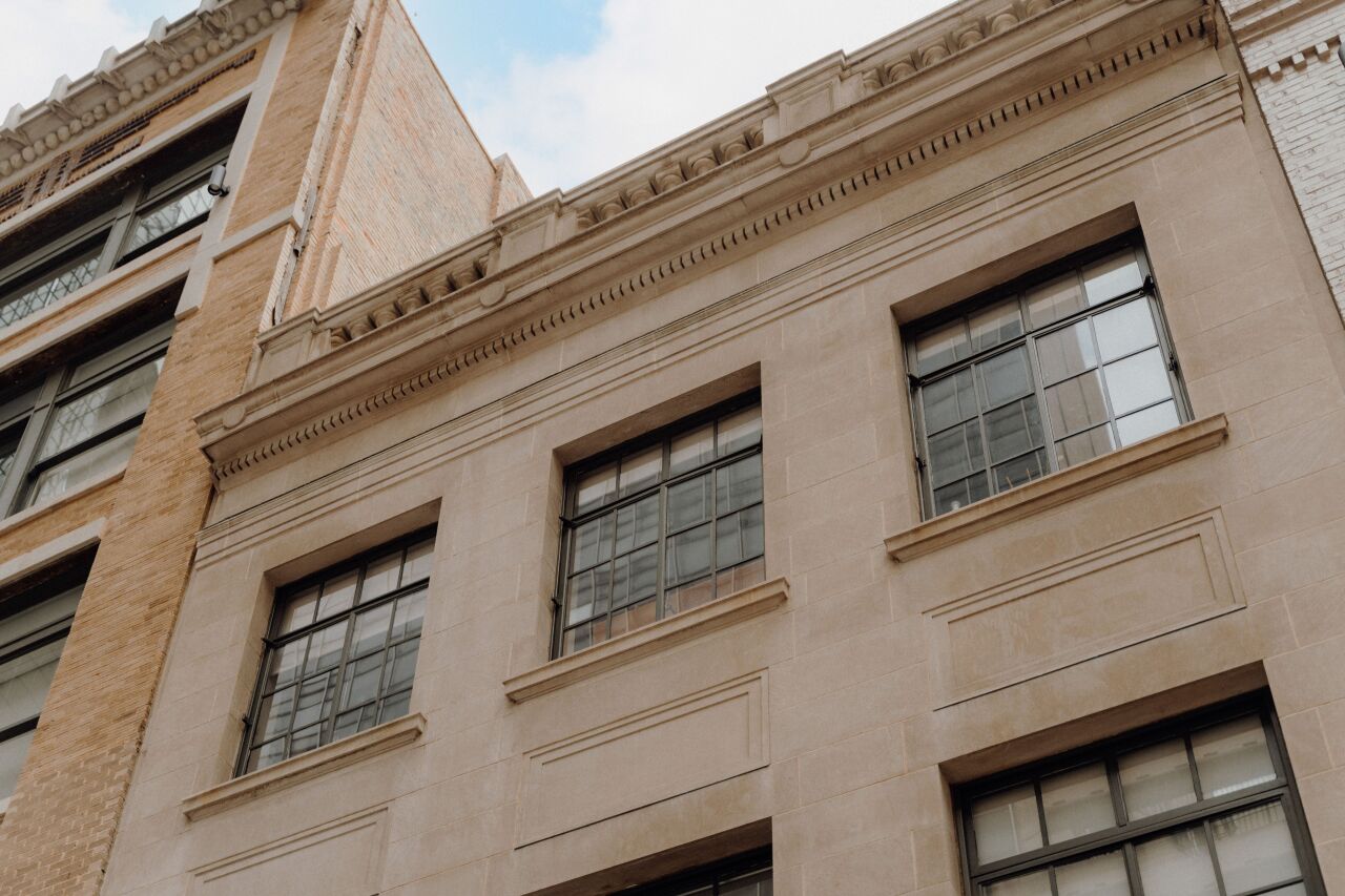 Mid Elm Lofts H 16 Pane Brent Hull