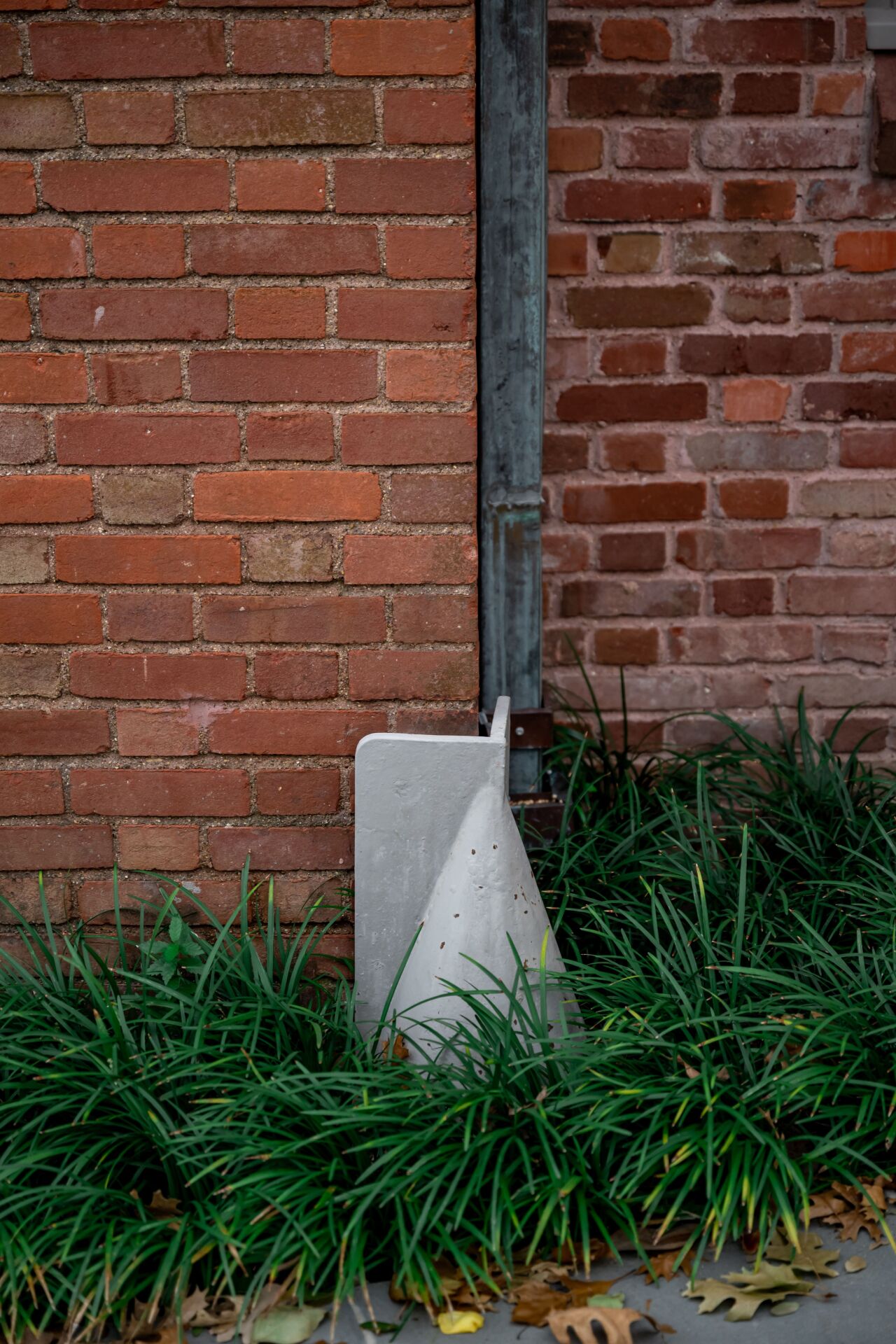 Staub Historic Detail Brent Hull