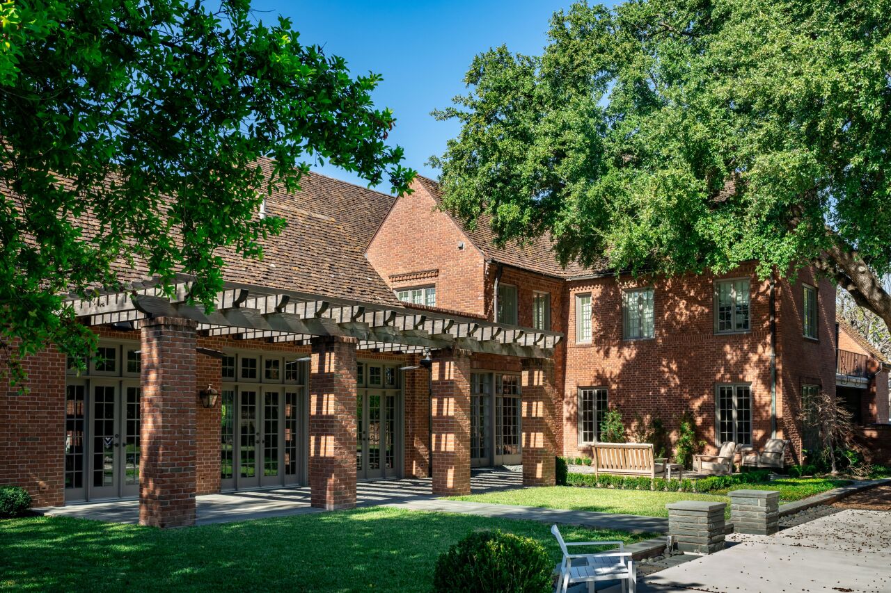 Staub Porch 2 Brent Hull