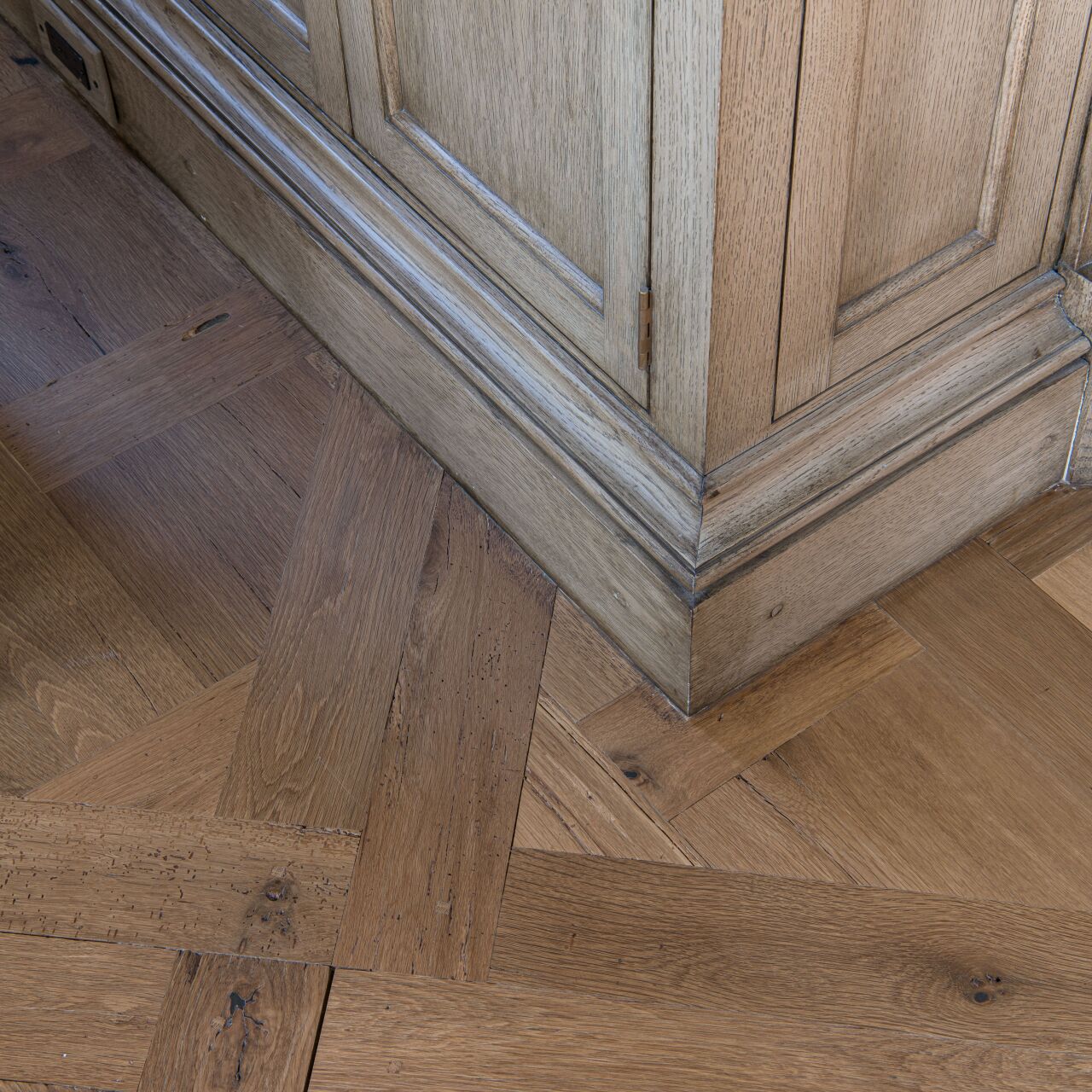 Timeless Antique Oar Floors Brent Hull