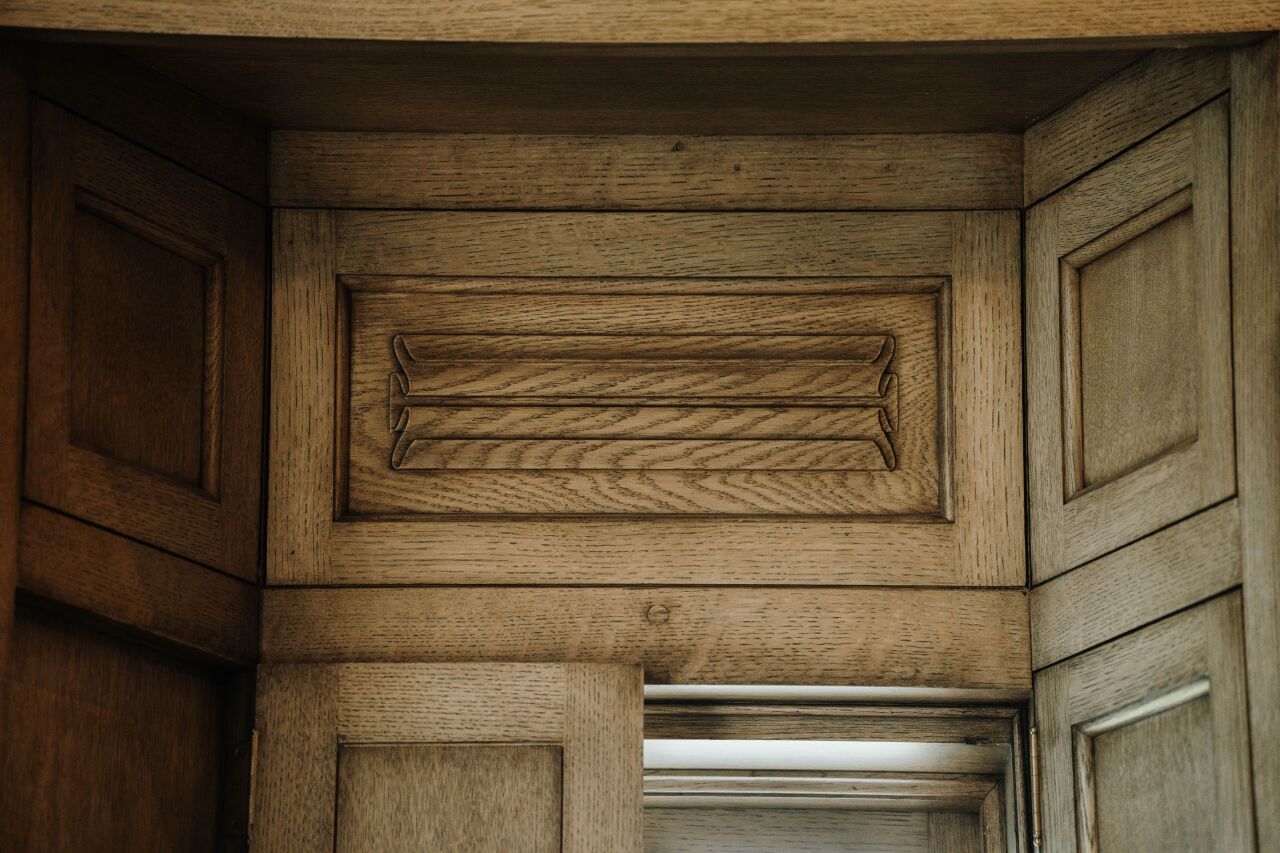 Timeless Hand Carved Brent Hull