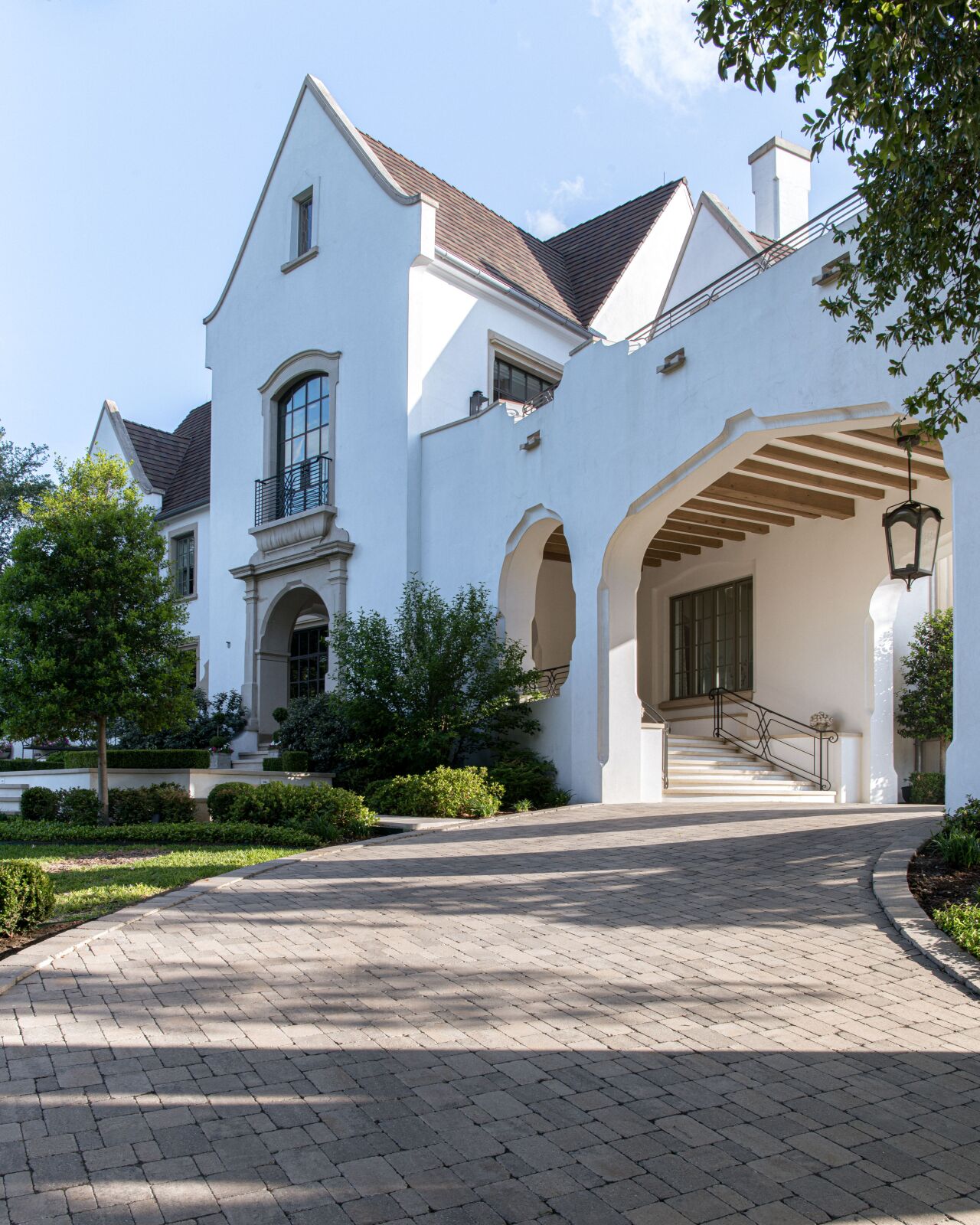 Timeless Juliet Balcony Brent Hull2